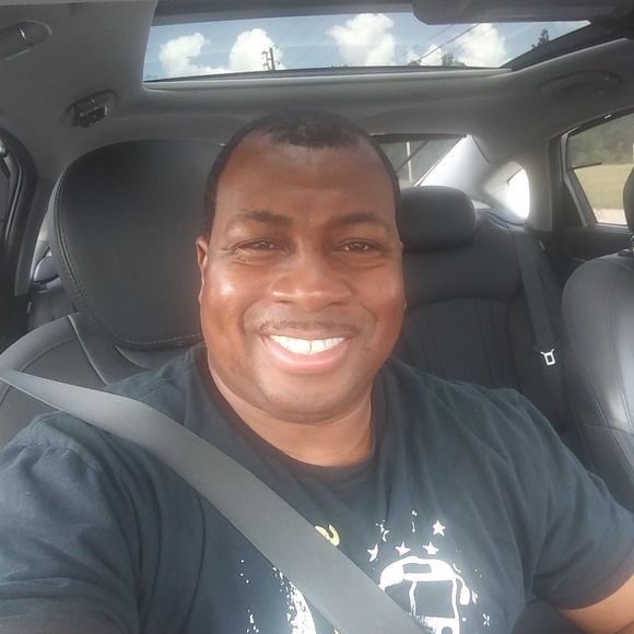 Meet your Posher, James - Picture 1 of 1